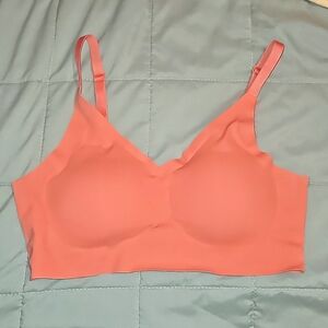 Dip wireless bra